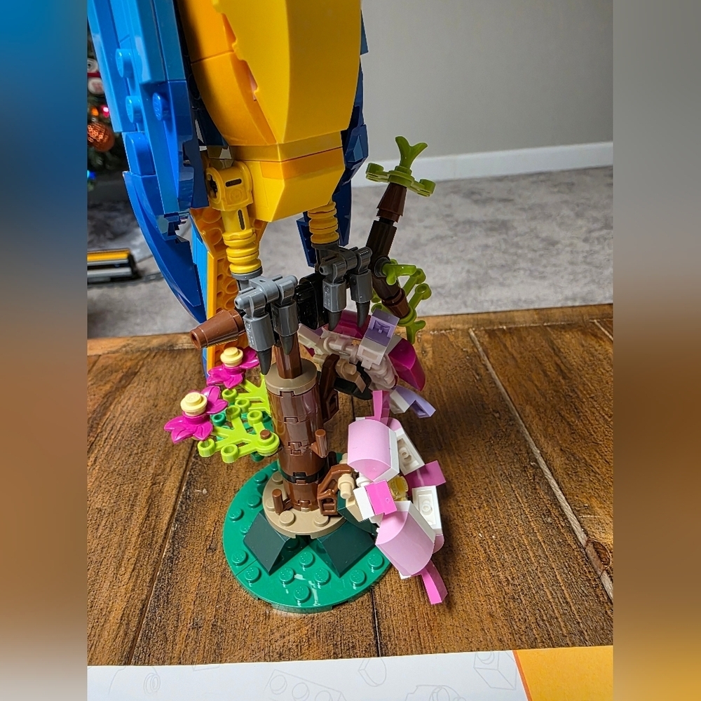 LEGO CREATOR: Exotic Parrot,Frog Or Fish 31136 3 In 1 Creator Complete w/ Manual - Picture 5 of 5